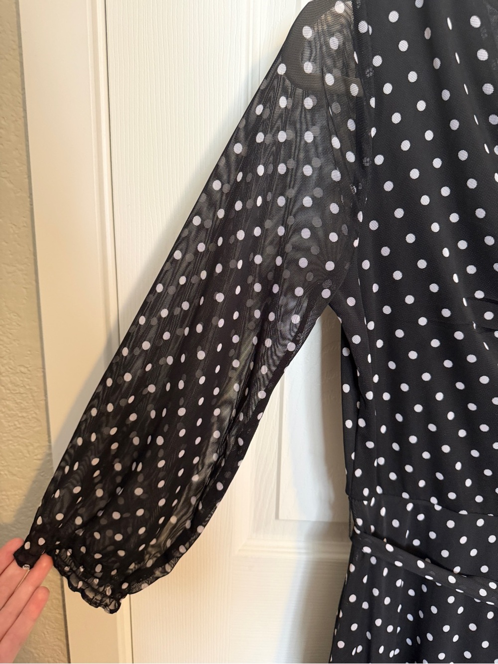 Harlow & Rose Black White Polka Dot Midi Dress Tie Waist Sheer Sleeve Size Small - Picture 4 of 8